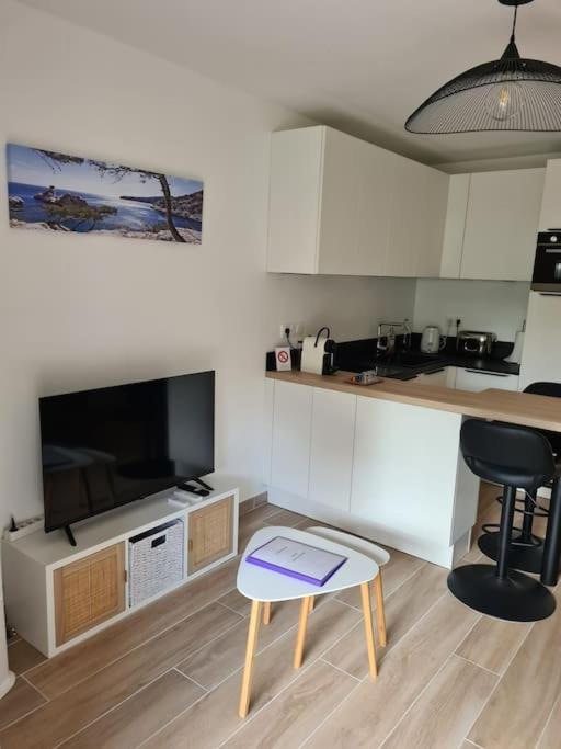 T2 Neuf, Parking Prive,Acces Mer Bandol Extérieur photo